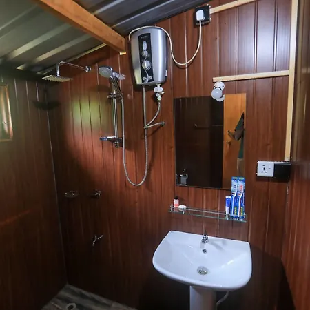Lion Wood Treehouse Talkote Exterior photo