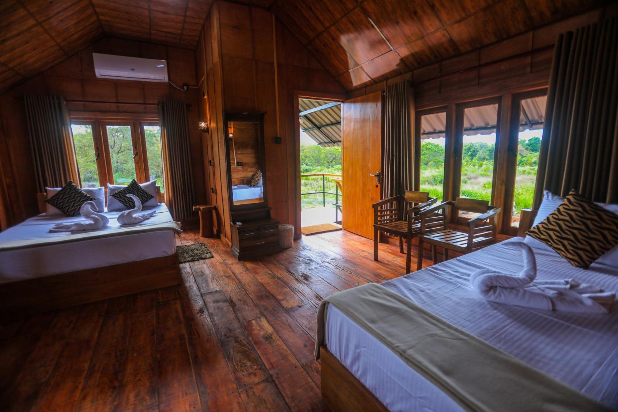 Lion Wood Treehouse Talkote